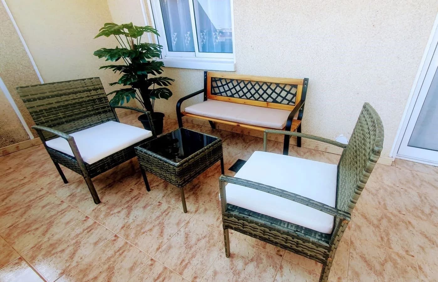 Apartment de 1 dormitorios en venta en Torrevieja, Costa Blanca - Image 3