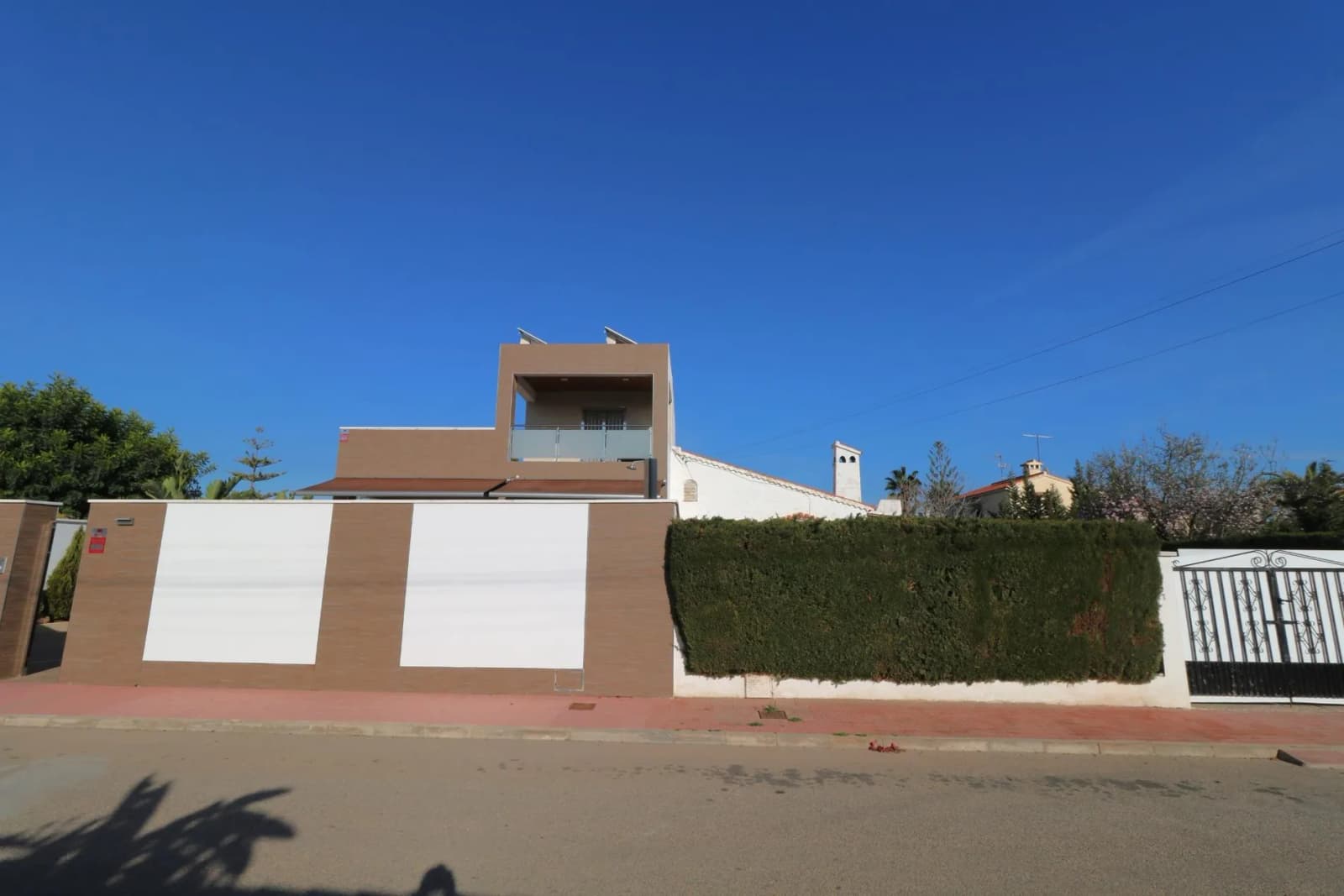 Villa de 6 dormitorios en venta en Torrevieja, Alicante