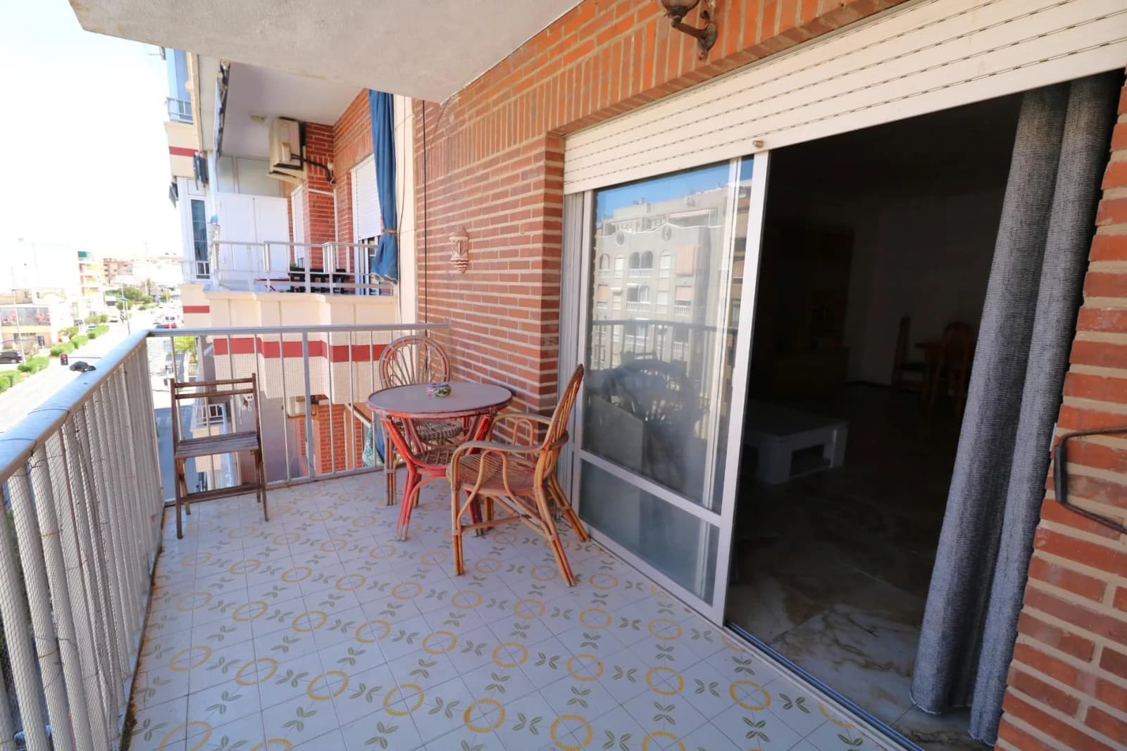 Apartment de 2 dormitorios en venta en Torrevieja, Alicante