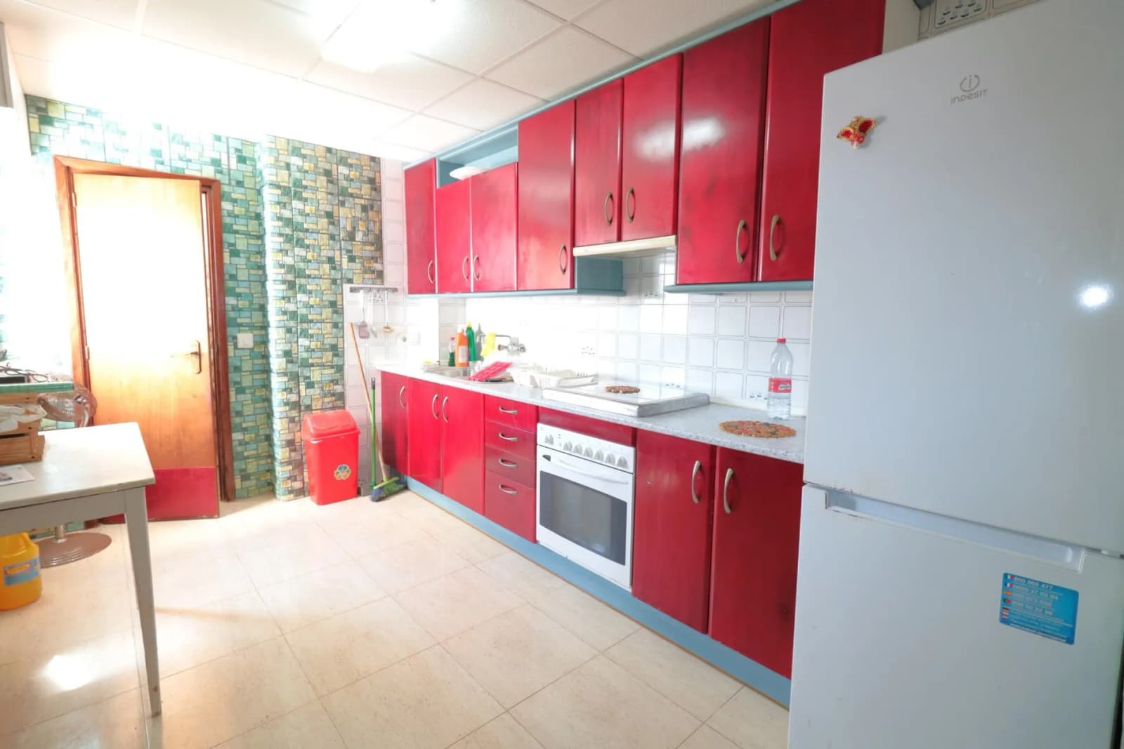 Apartment de 2 dormitorios en venta en Torrevieja, Alicante - Image 6