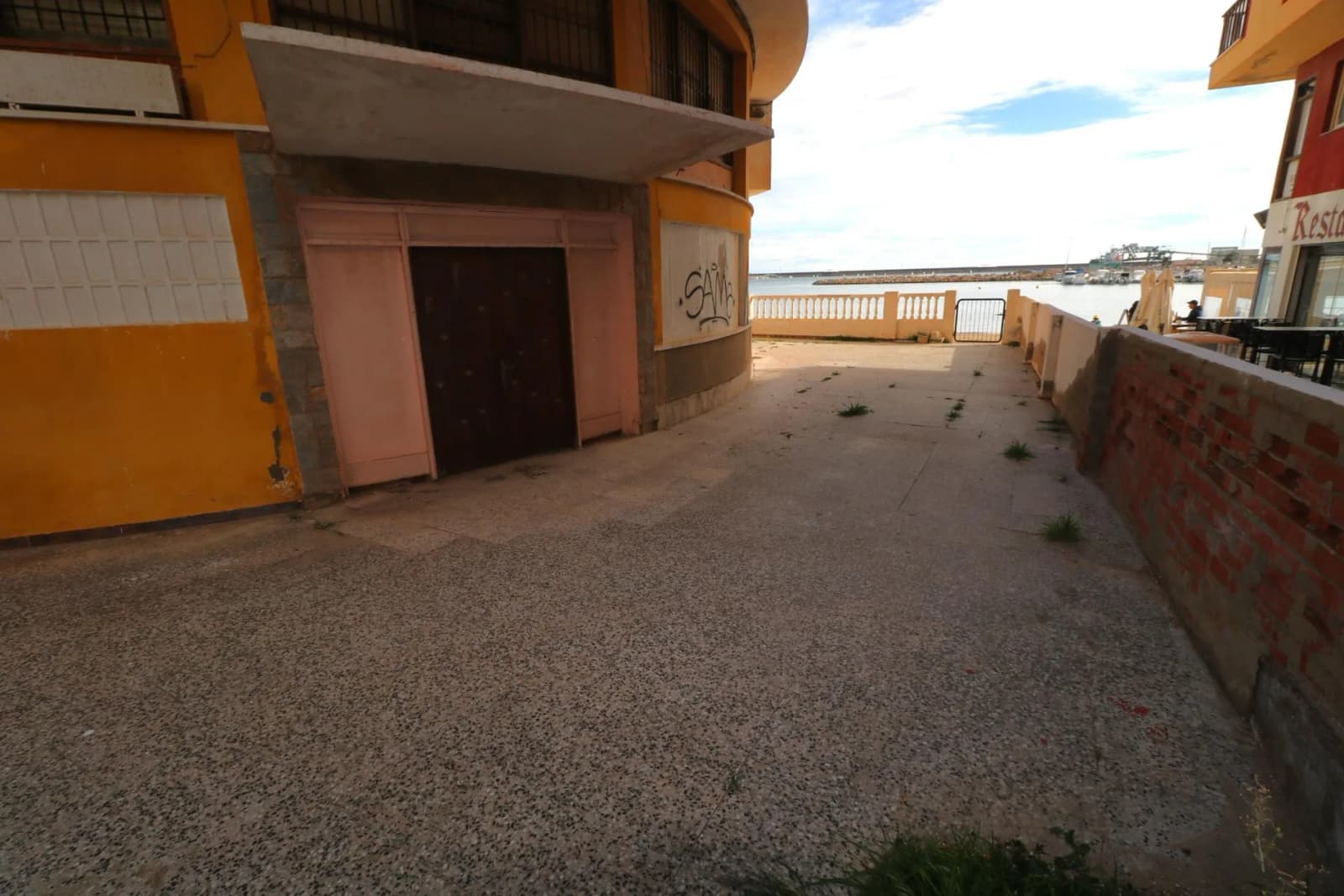 Commercial en venta en Torrevieja, Alicante - Image 7
