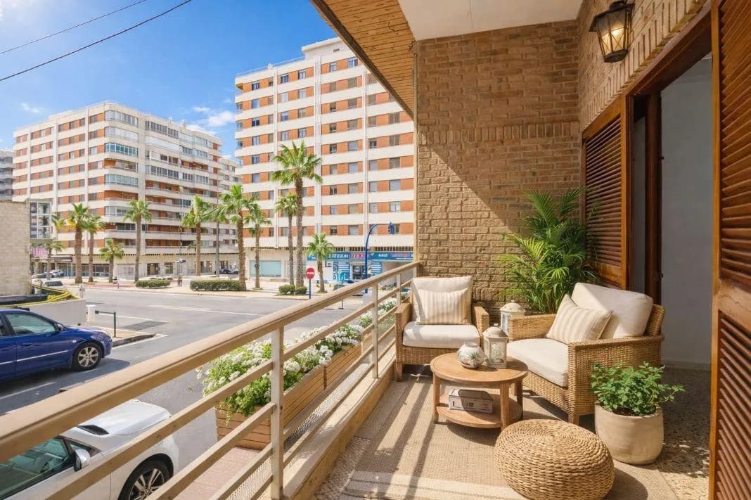 Apartment de 3 dormitorios en venta en Torrevieja, Alicante