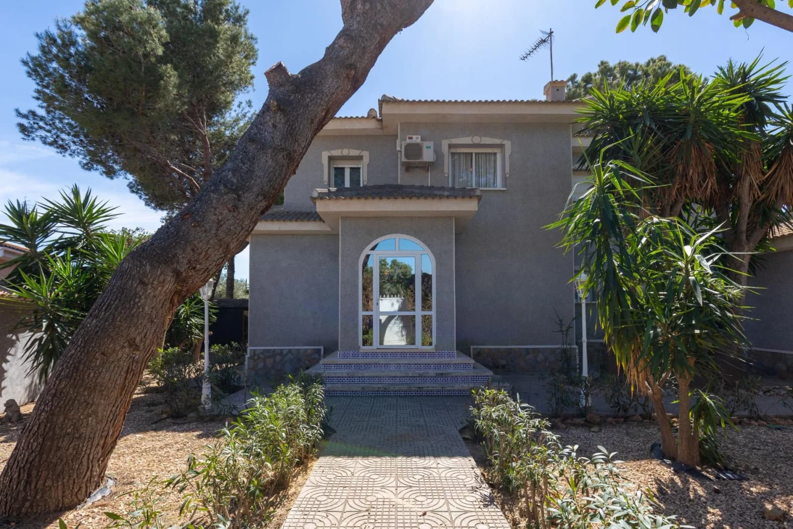 Villa de 5 dormitorios en venta en Rojales, Alicante - Image 4