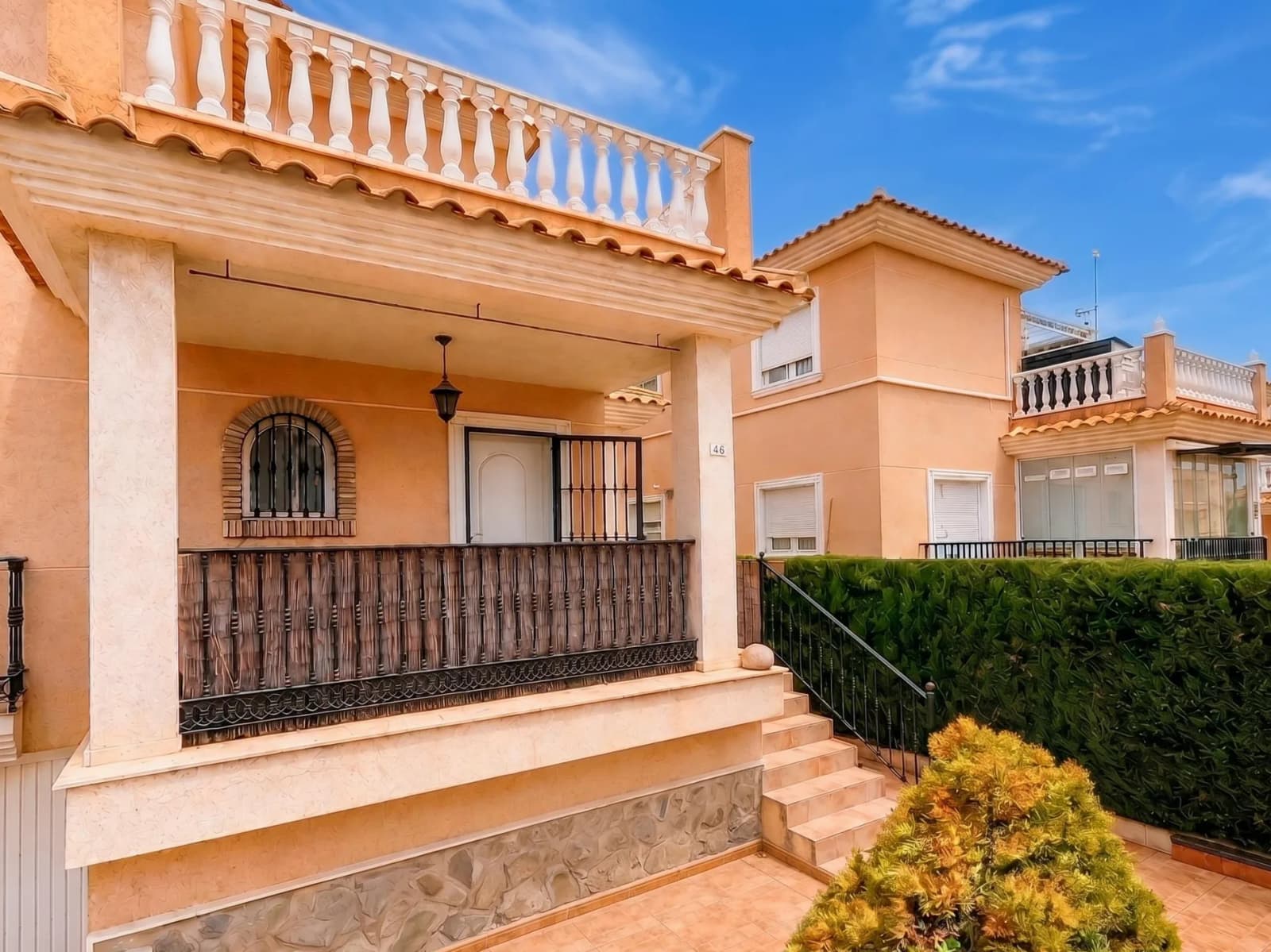 House de 3 dormitorios en venta en Orihuela, Alicante - Image 3
